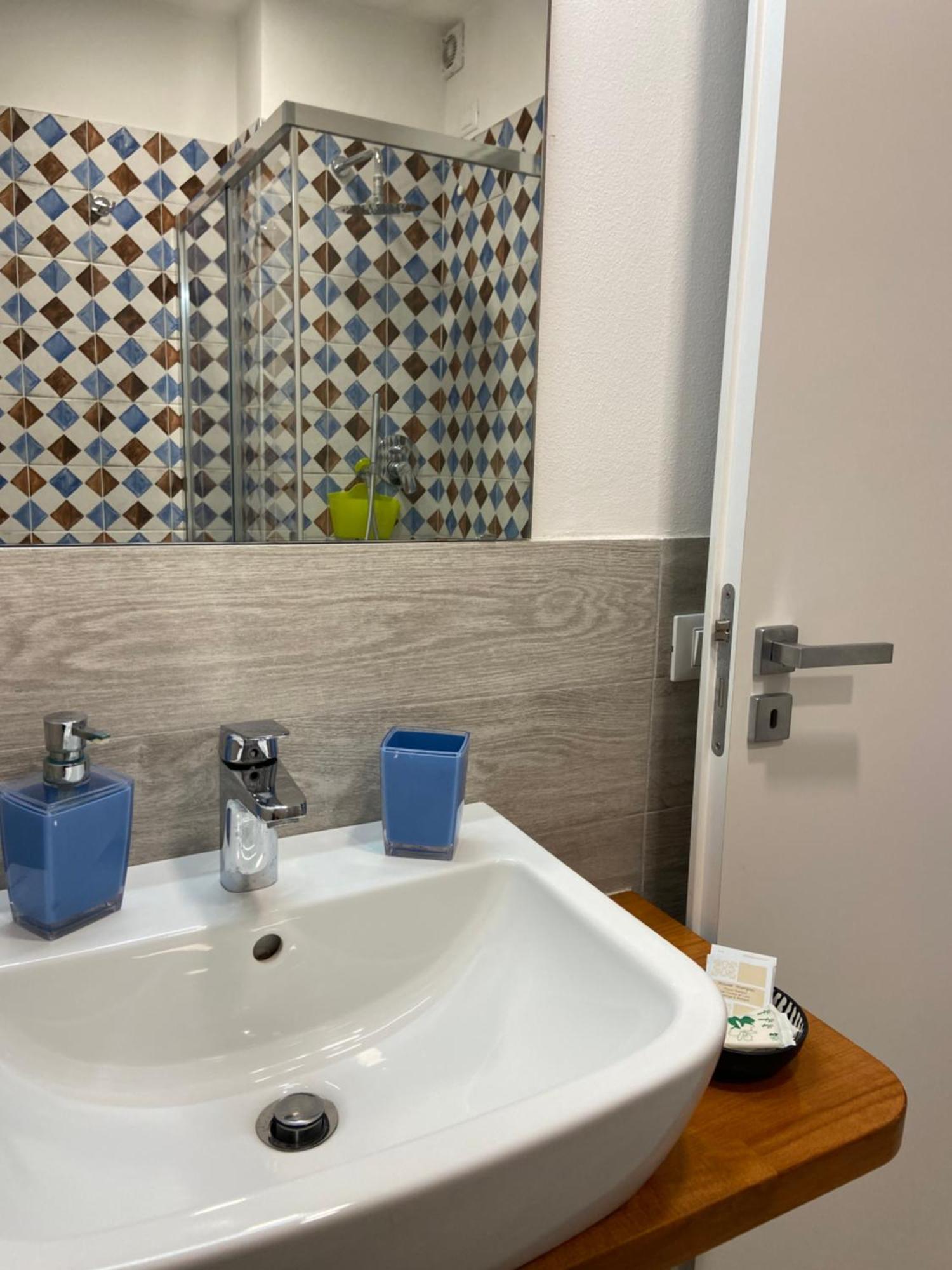 לה ספציה Vita Lenta - Cozy Rooms מראה חיצוני תמונה